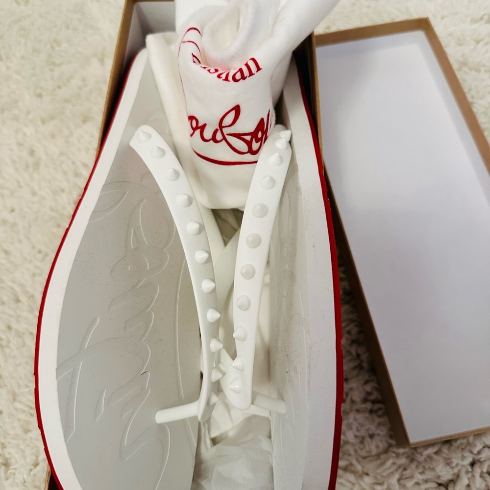 Christian Louboutin men’s flip-flops size 13